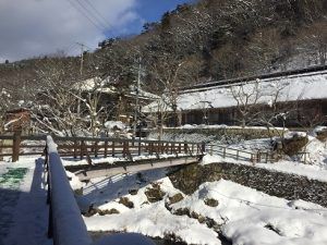 大沢温泉菊水館二泊：厳寒期の露天風呂