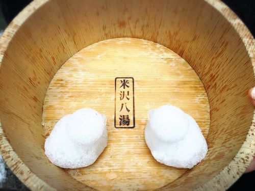 雪遊び月間　ようこそ 上杉雪灯篭祭り in 小野川温泉