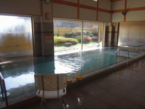 湯の花温泉　渓山閣（亀岡市）　湯の花温泉の高級旅館で優雅な湯浴みを