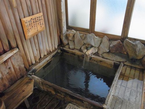 湯の峰温泉　旅館あづまや　日本最古の温泉の一つに浸かる