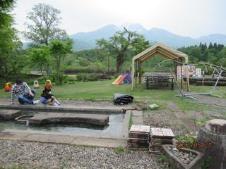 新潟県　池の平温泉「いもり池足湯」